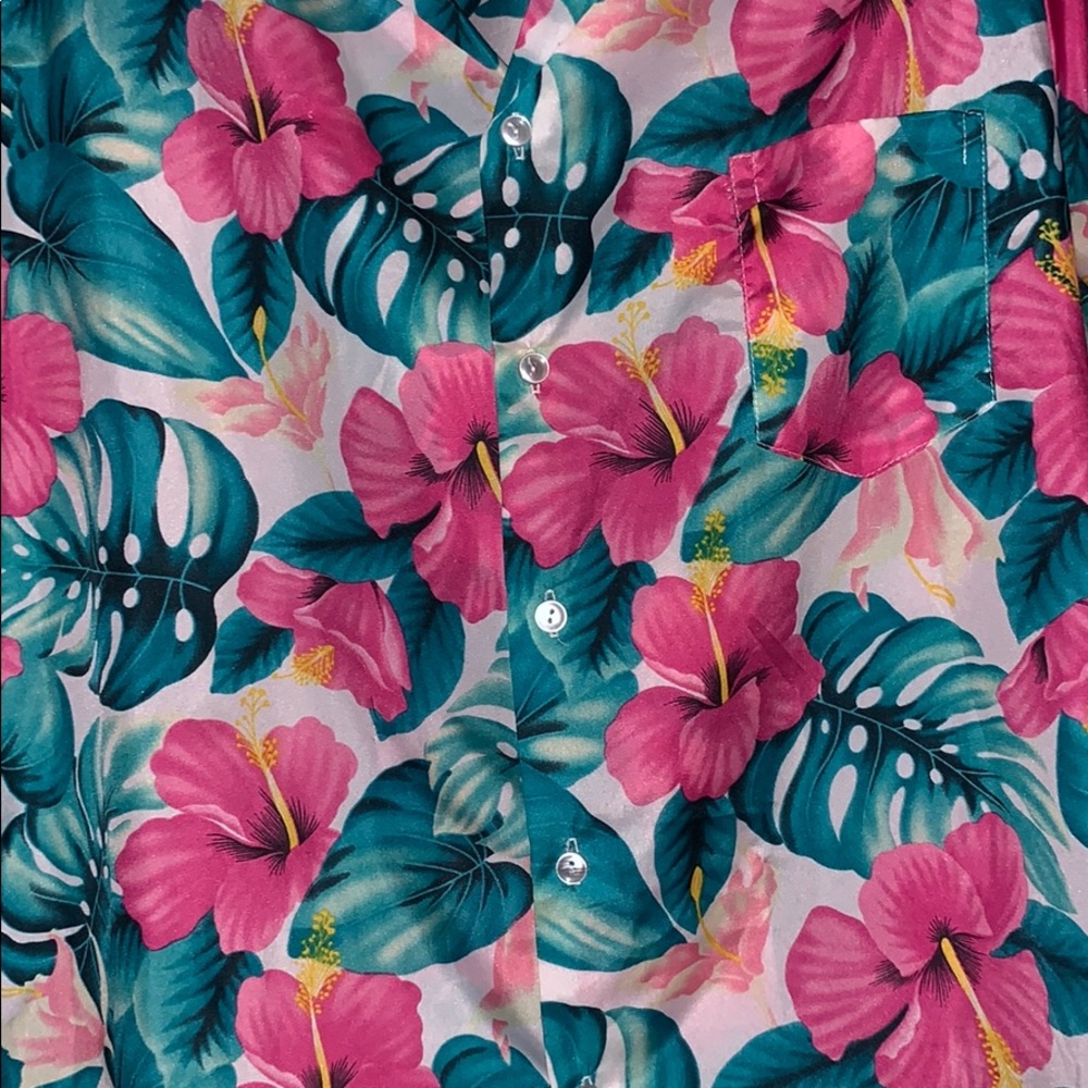 Hilo Hattie Tropical Hawaiian Shirt - Picture 2 of 6